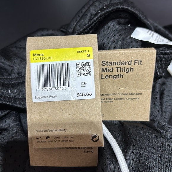 Nike Dri-Fit Basketball 5”standard fit,mid length,elastic/drawcord waist,pockets - Picture 5 of 9